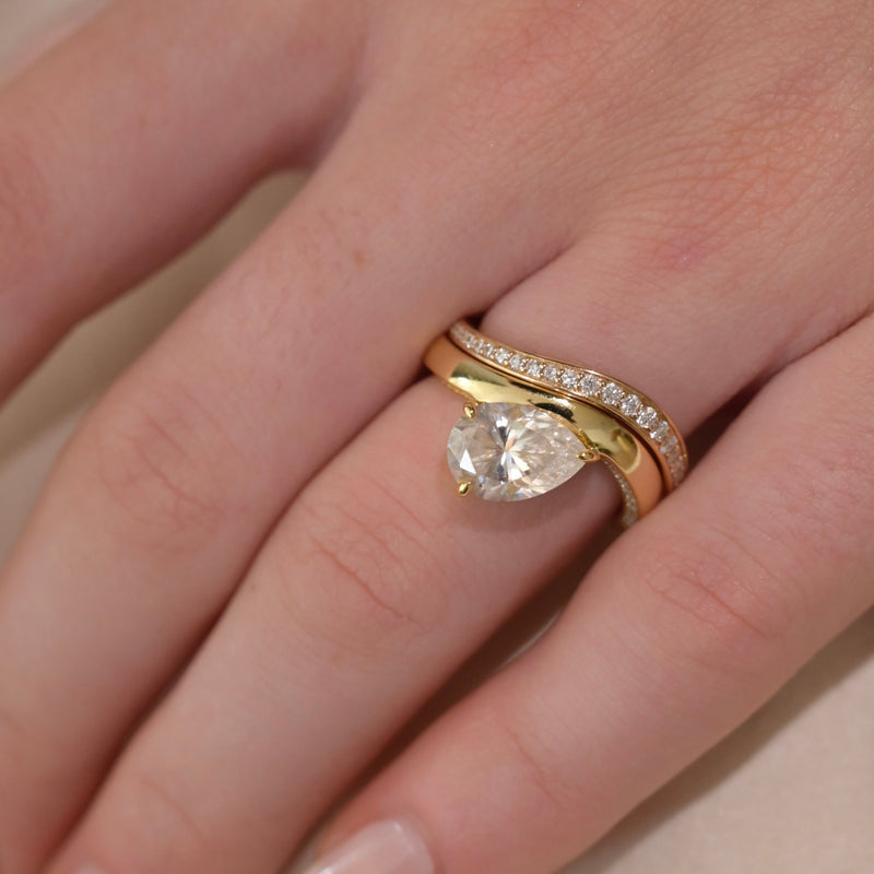 Pear Wave Ring
